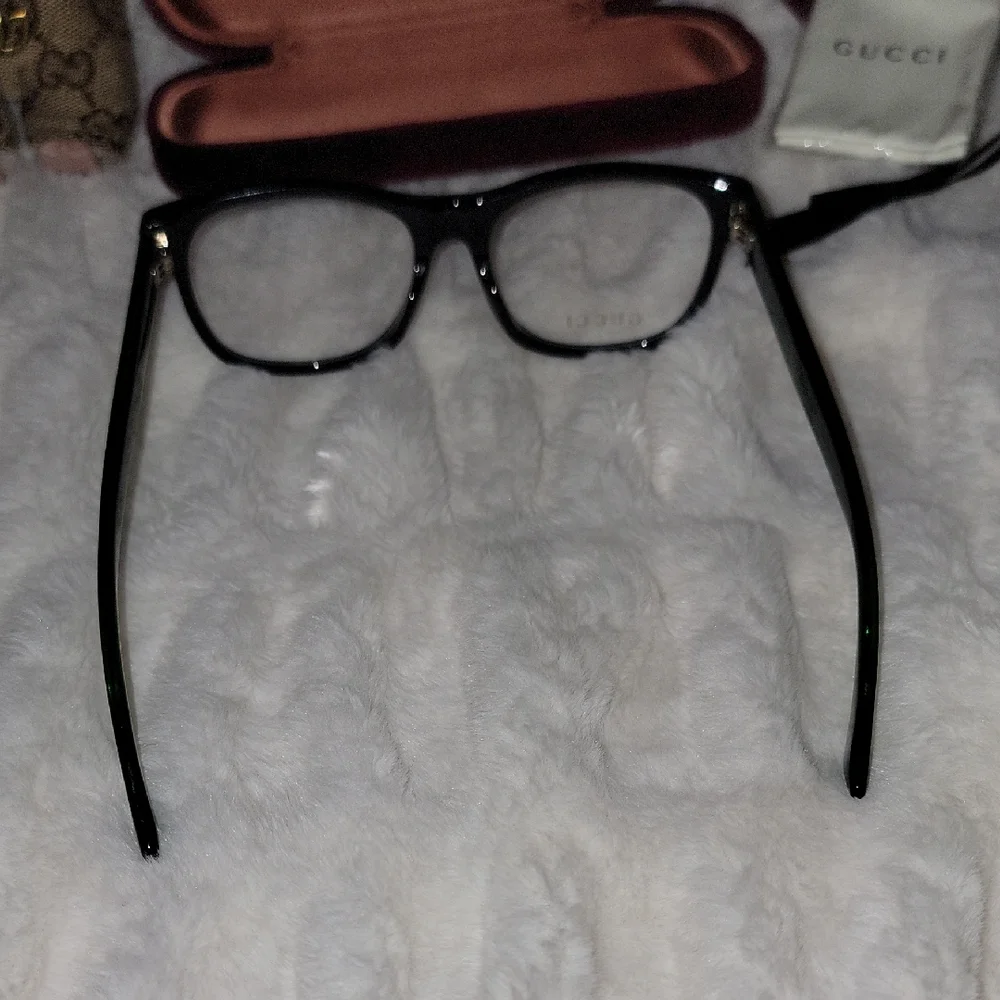 Gucci‎ Black Glasses - Picture 5 of 5